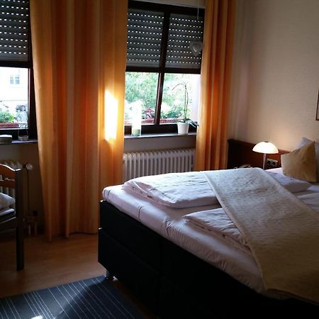 Hotel Restaurant Zunftstube Саарбург Екстер'єр фото